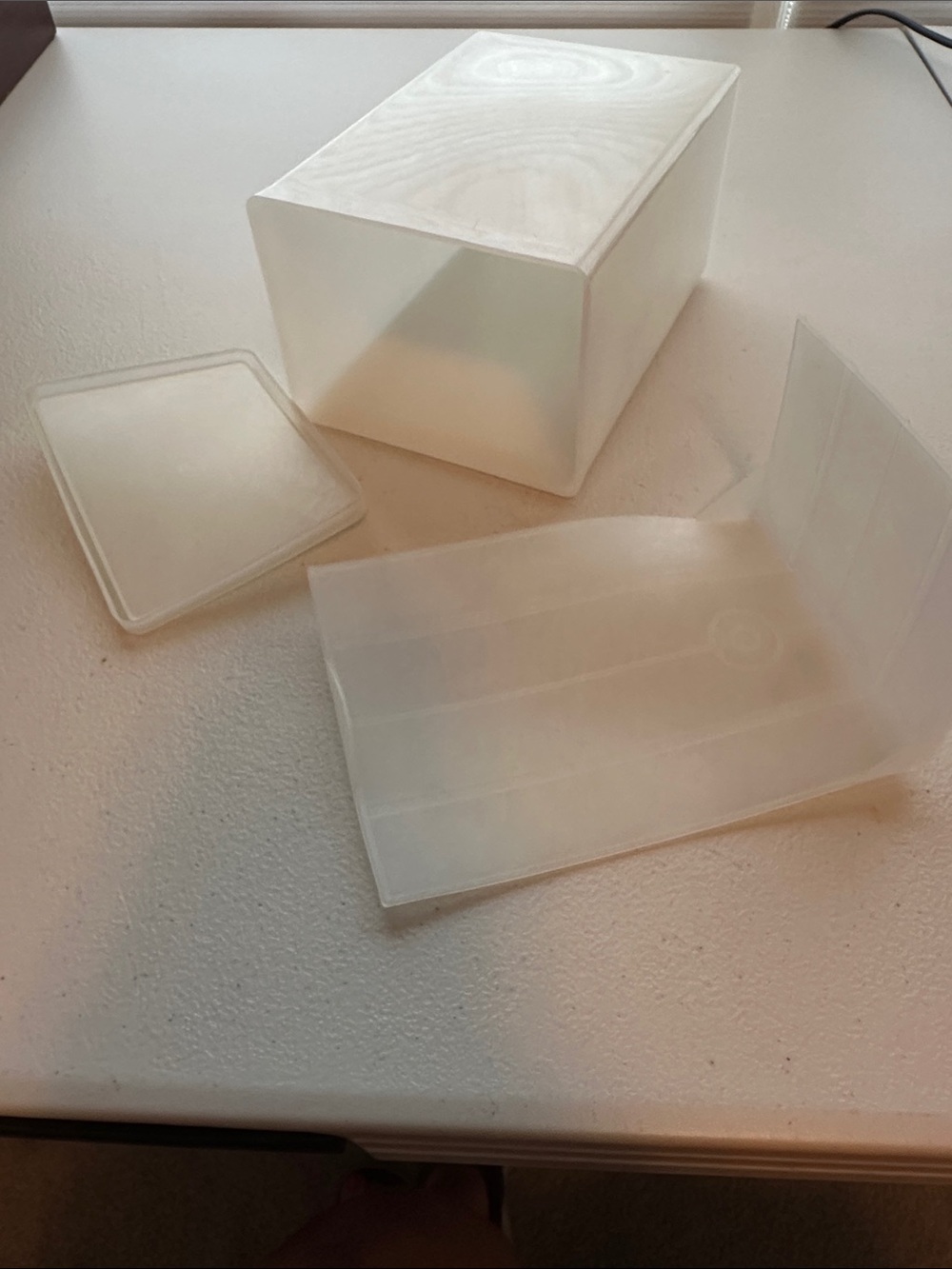 Tupperware half-gallon ice cream container with slide out